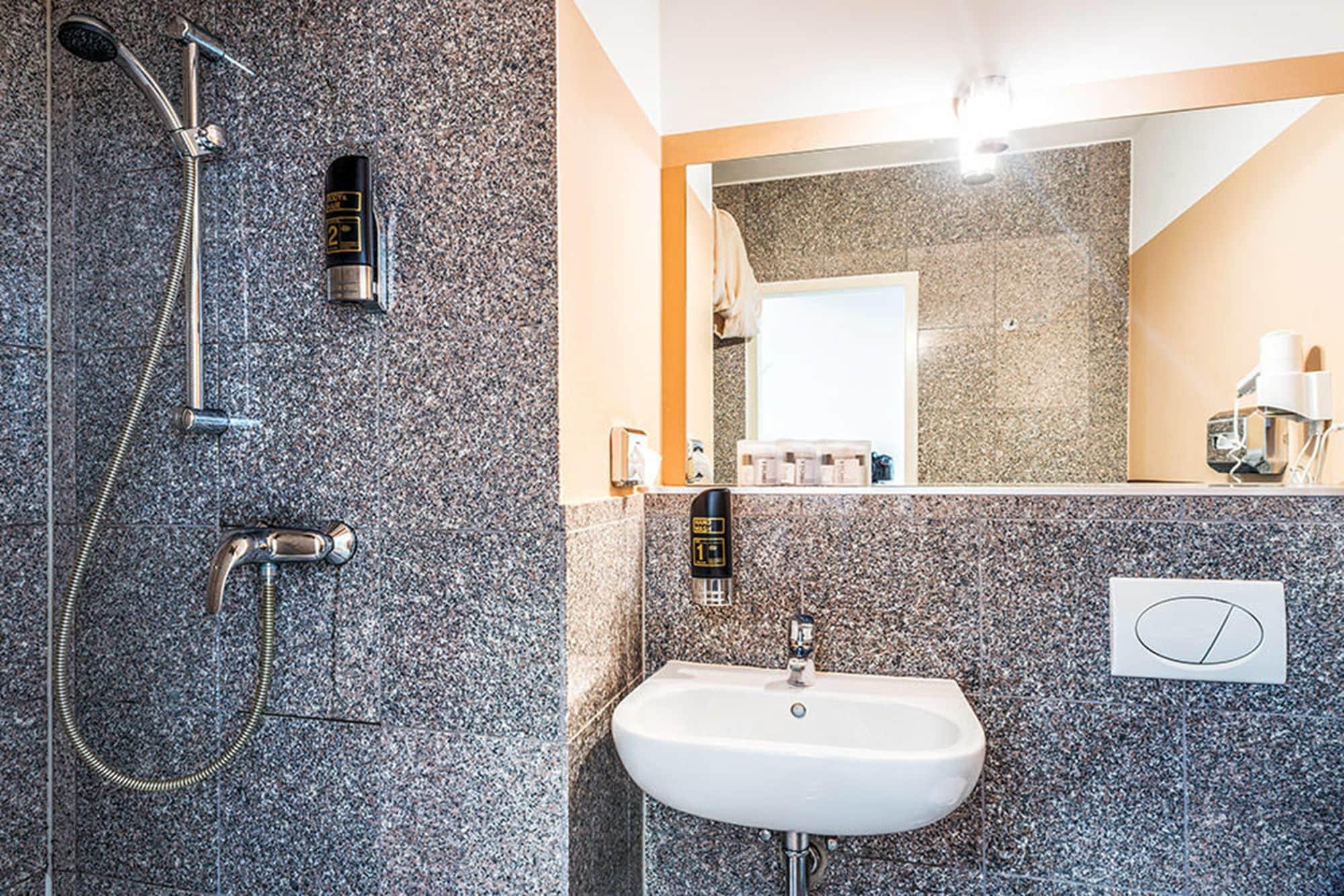 Arktur City Hotel Berlin Extérieur photo